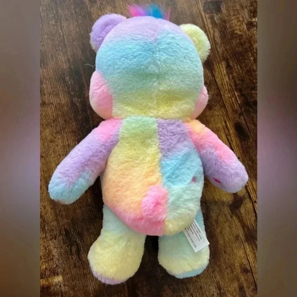 Basic Fun | 2021 Care Bear, Unlock the Magic, Togetherness Bear. I - Picture 7 of 15